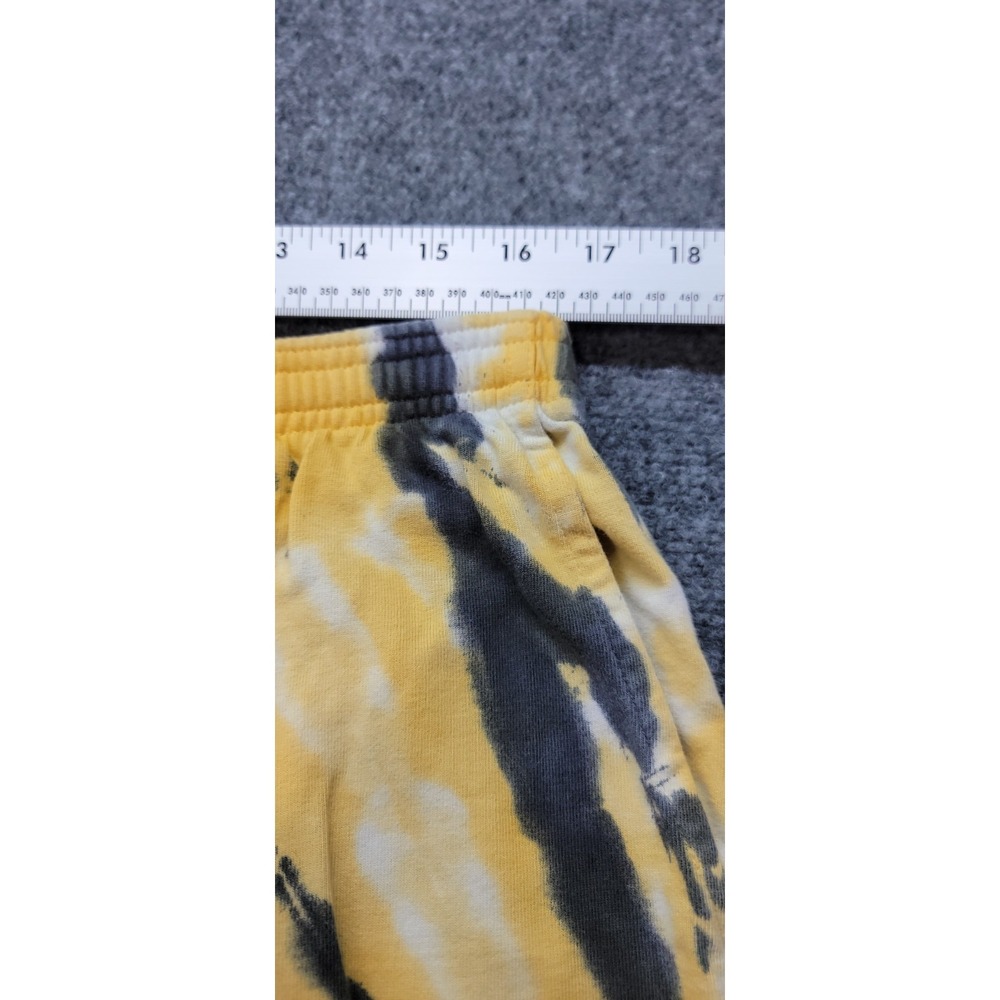 Hypland X Naruto Shippuden Skater Shorts Size Large Yellow Tie Dye Inseam 9" Y2K - Picture 11 of 14